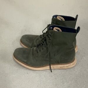 EUC Mens Cole Haan lace up boots